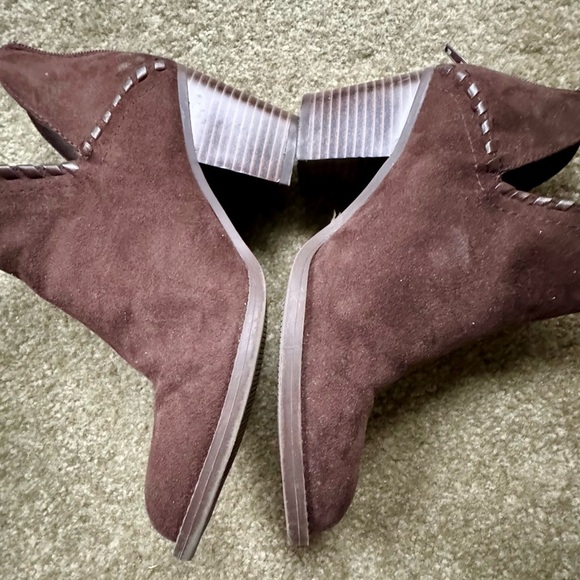 Market & Spruce Tori Bootie in expresso. sz6 - Picture 7 of 11
